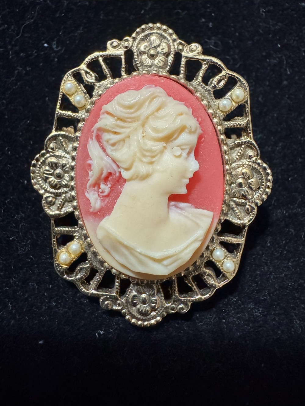VTG 1928 Gold-Tone Coral Cameo Brooch with Ivory Profile